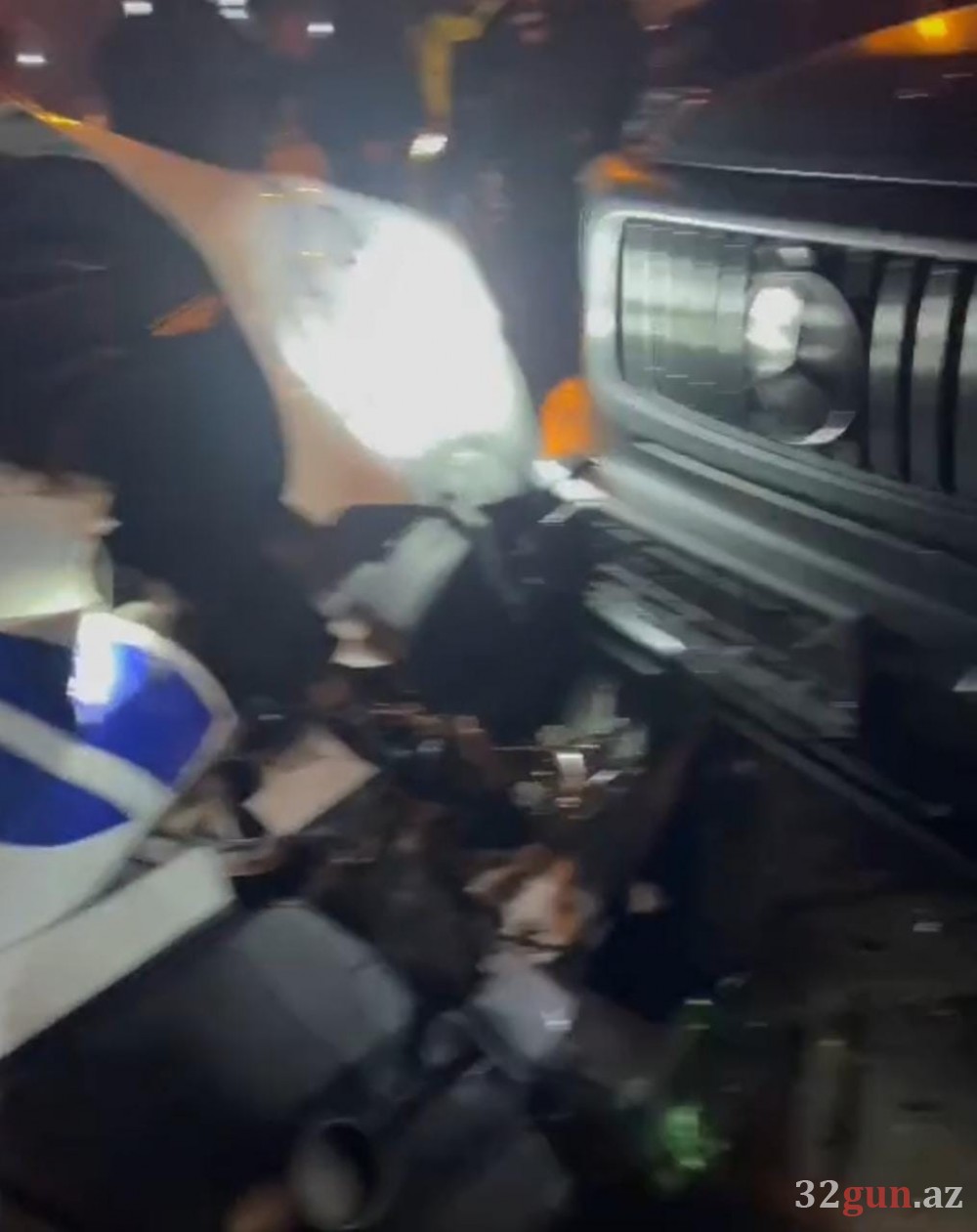 Bakıda AĞIR QƏZA: “Gelandewagen” ilə polis avtomobili toqquşdu -polis yaralanıb -(FOTO+VİDEO)