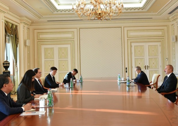 İlham Əliyev Çong Soo Parkıqəbul etdi - YENİLƏNİB (FOTO)