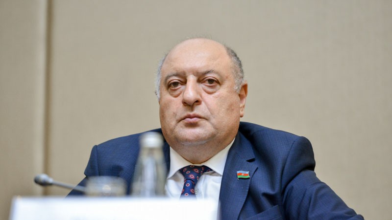 Prezident deputatla bağlısərəncam imzaladı