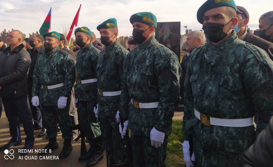 Helikopter qəzasında şəhid olan Fərid Nağıyev dəfn edildi- FOTOLAR