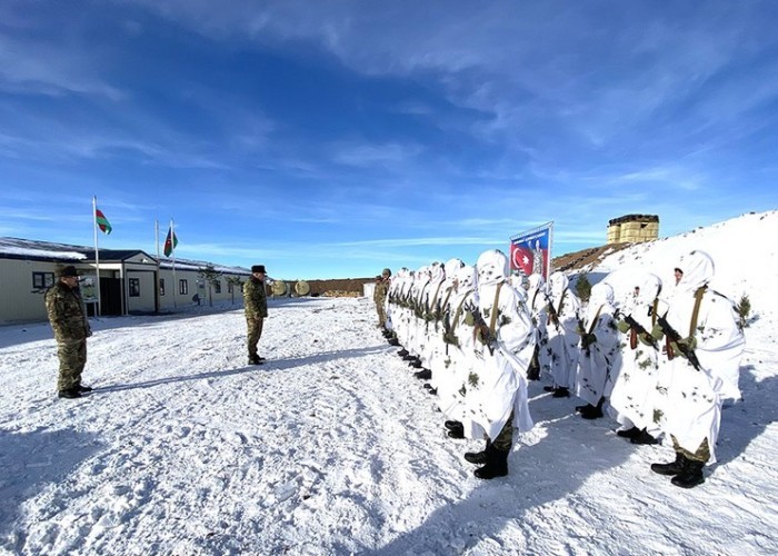 Baş Qərargah rəisi Kəlbəcərə getdi -Göstərişlər verdi (FOTOLAR)