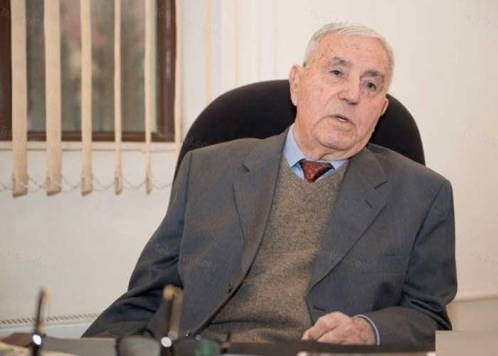 Elmar MəmmədyarovaAĞIR İTKİ (FOTO)