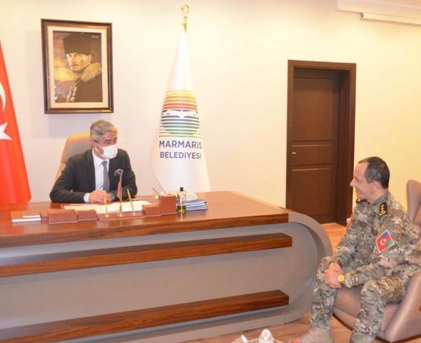 Özünü FHN-in polkovniki kimi təqdim edib,Türkiyədə mükafat aldı (FOTO)