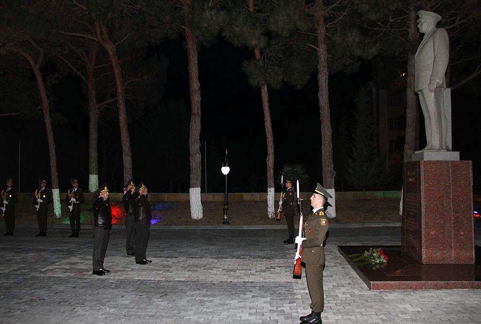 Zakir Həsənov tapşırıqlar verdi(VİDEO/FOTOLAR)