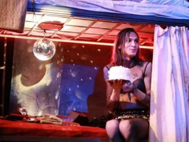 "Çukur" serialının tanınmış aktyoru cinsiyyətini dəyişdirib, qadın oldu- FOTOLAR