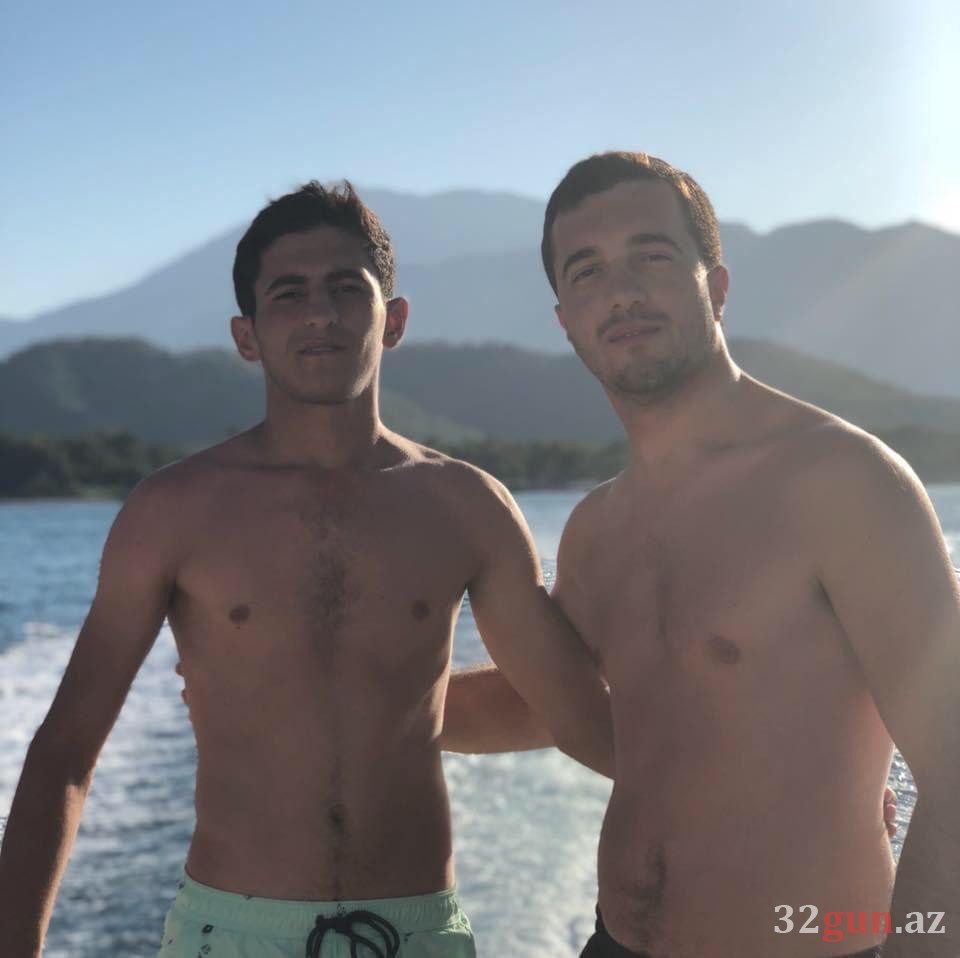 Dövlət Gömrük Komitəsinin 20 yaşlı əməkdaşının dəbdəbəli həyatı- Deputatın şərikinin oğludur  ( FOTOLAR)