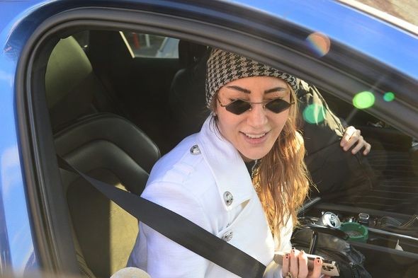 Məşhur müğənni təcavüzə məruz qaldığınıETİRAF ETDİ - FOTOLAR