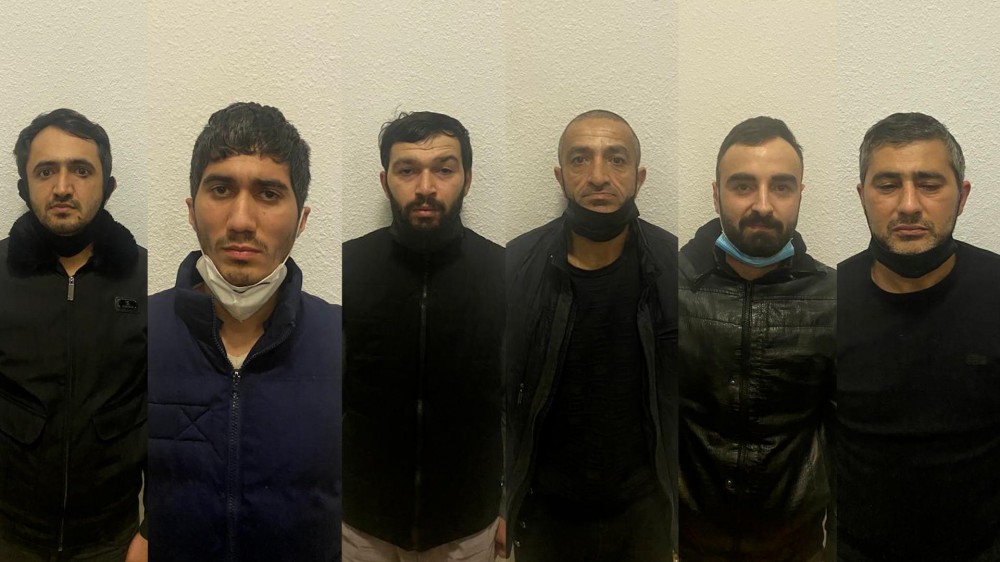 Polis bu "kuryer"lərə görə təcili əməliyyat keçirdi-  Görün nə daşıyırlarmış (FOTO/VİDEO)