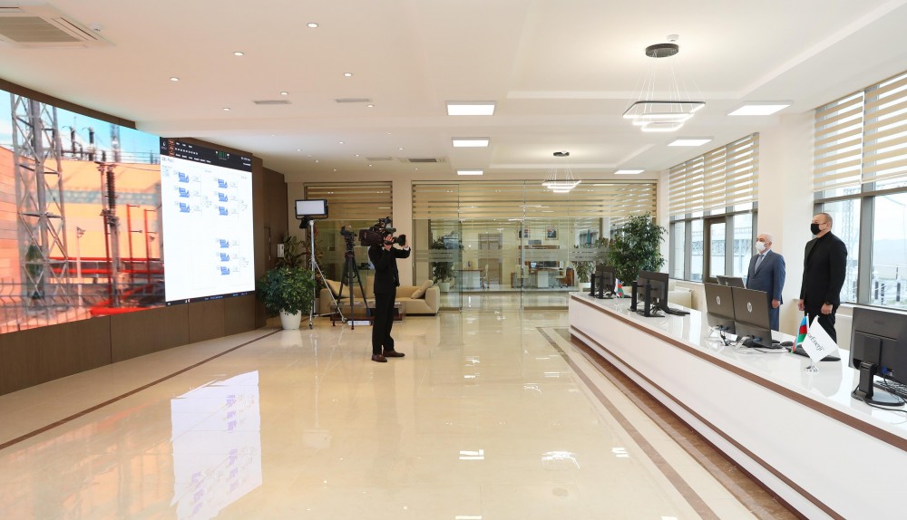 İlham Əliyev “Qobu” Enerji Qovşağının açılışında iştirak etdi- FOTOLAR (YENİLƏNİB)