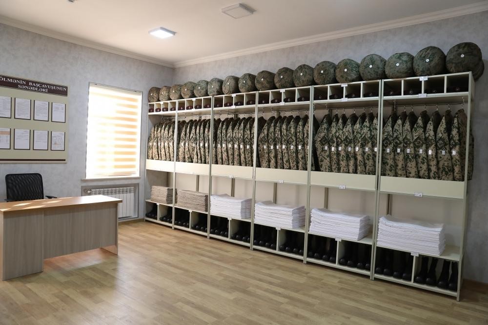 Vilayət Eyvazov Prezidentə raport verdi- FOTOLAR