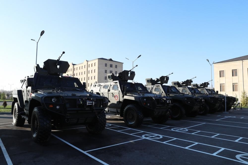 Vilayət Eyvazov Prezidentə raport verdi- FOTOLAR