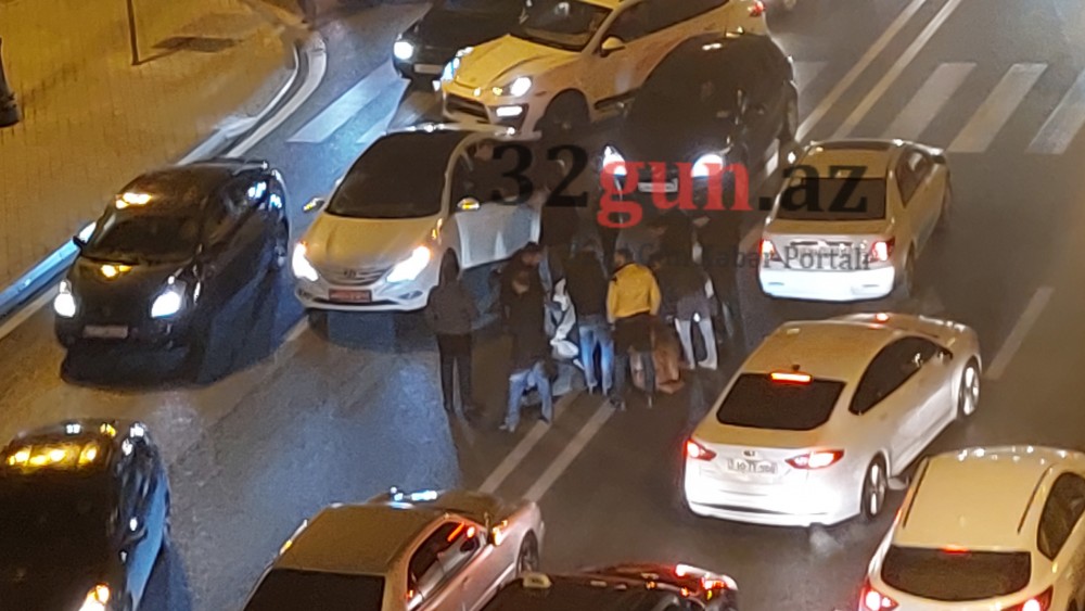 Bakıda səfirliyin sərxoş əməkdaşı maşınla adam vurdu -Təcili yardım gecikdi  (FOTO+VİDEO)