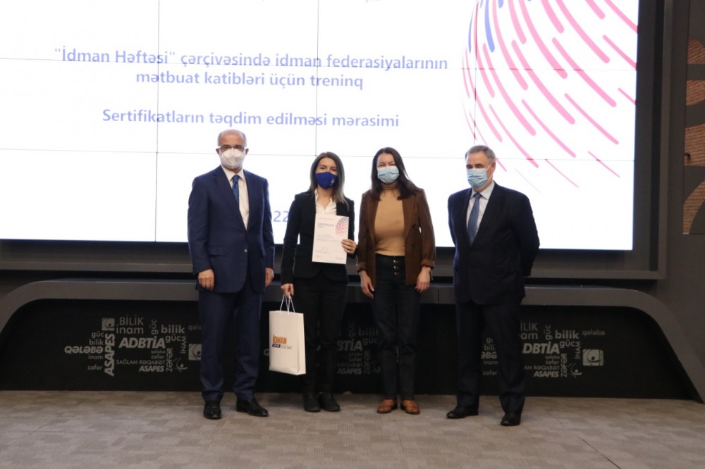 İdman federasiyalarının mətbuat katibləri üçün treninq keçirilib- FOTO