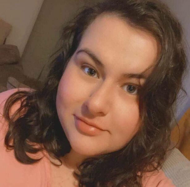 Rəfiqəsini bıçaqlayıb onun kartıyla marketə çips almağa getdi- FOTOLAR