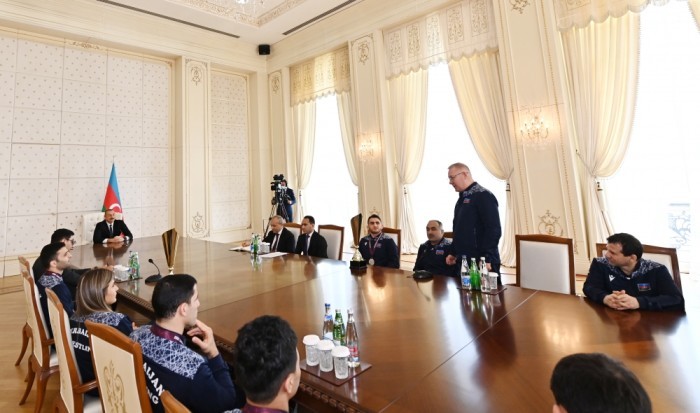 Prezident Azərbaycan millisinin üzvləriniqəbul etdi - FOTOLAR (YENİLƏNİB)