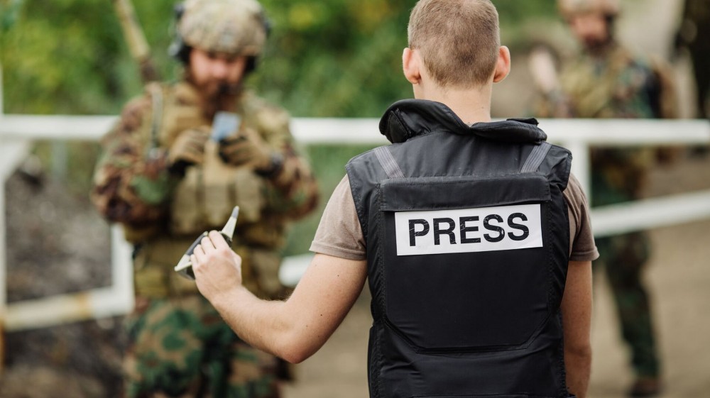 Rusiya hərbçiləri ukraynalı jurnalistiEDAM ETDİLƏR