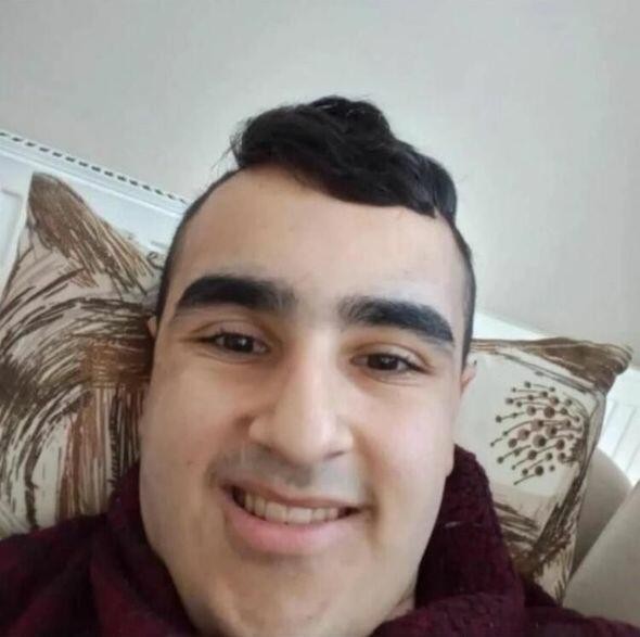 Dəhşətli ailə qətliamı:Qohumlarını öldürüb... (FOTOLAR)