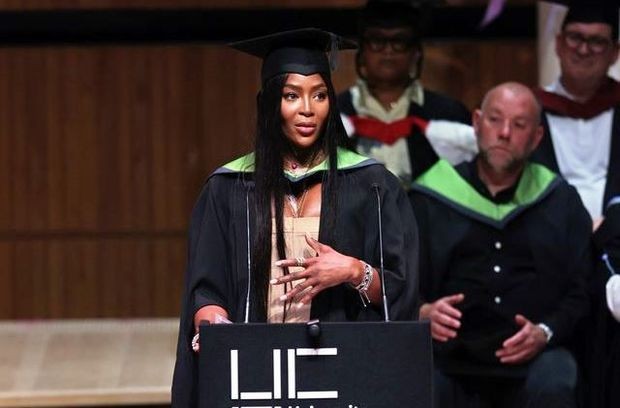 Məşhur model fəlsəfə doktoru oldu- Görün kimdir (FOTO)