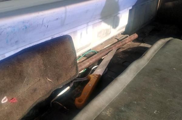 16 yaşlı yeniyetmə onu evdən qovan ögey atasınıÖLDÜRDÜ (FOTO/VİDEO)