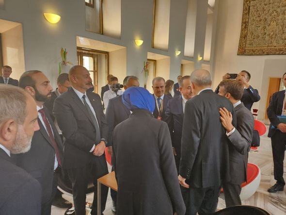 Əliyev, Ərdoğan və Paşinyan Praqada birgəmüzakirə apardı (FOTO/VİDEO)