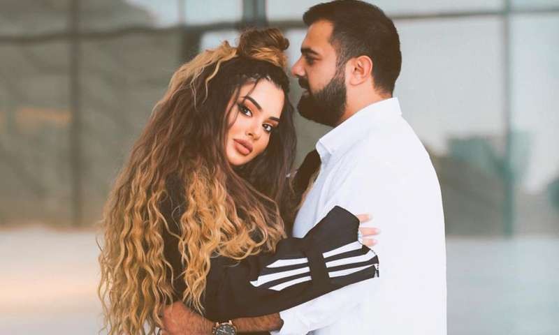 Yeni evlənən müğənnidən çok açıqlama:"... Həcidir, 50 yaşı var”