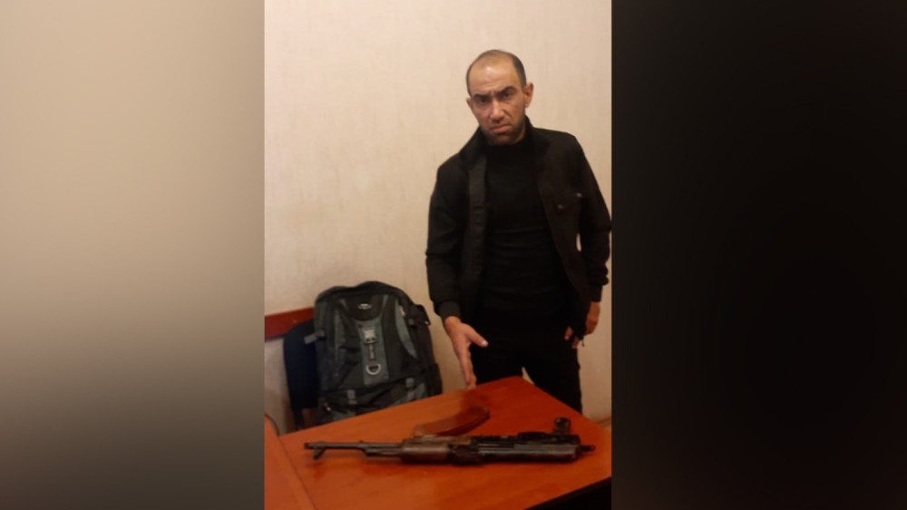 Bakının mərkəzində əməliyyat,avtoritet tutuldu (FOTO)