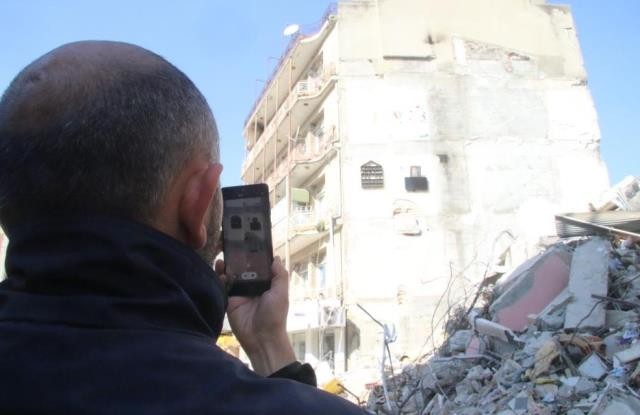 Zəlzələdən sonra ortaya çıxan FOTO görənləriheyrətə gətirir