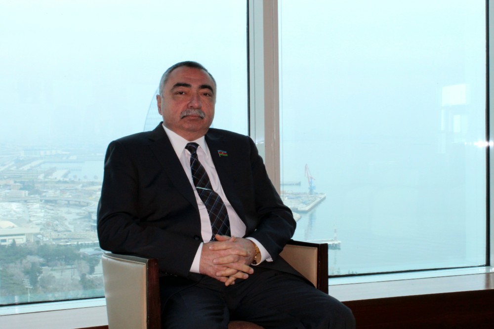 Deputat Rüfət Quliyev Vasif Talıbovla ortaqlıq iddiasına görün nə cavab verdi(VİDEO)