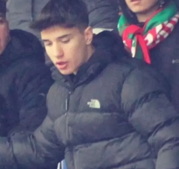 Məktəblilər arasında zarafatqanla bitdi - FOTO