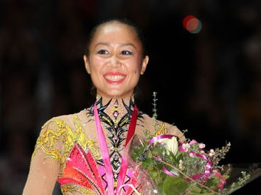 Ailəsi ilə birlikdə gəzməyə gedən Aliyə Qarayevanın ayağı sındı- Video