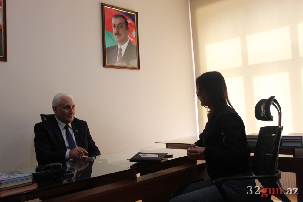 "Mən heç "kreslo"da oturanda özümü məmur kimi hiss etmirəm"- Millət vəkili  (VİDEO)