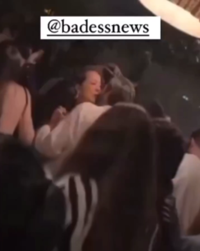 Həmkarı ilə evli olan məşhur  başqa qadınla kəbin kəsdirib?- Görüntüsü üzə çıxmışdı (VİDEO)