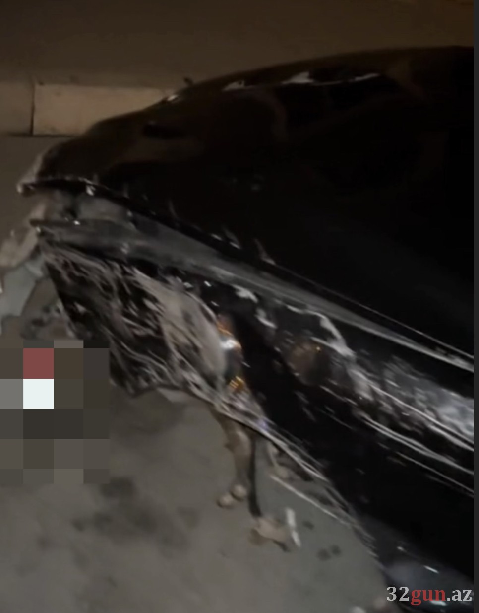 "BMW" əvvəl "VAZ2107" ilə toqquşdu, sonra divara çırpıldı(FOTO)