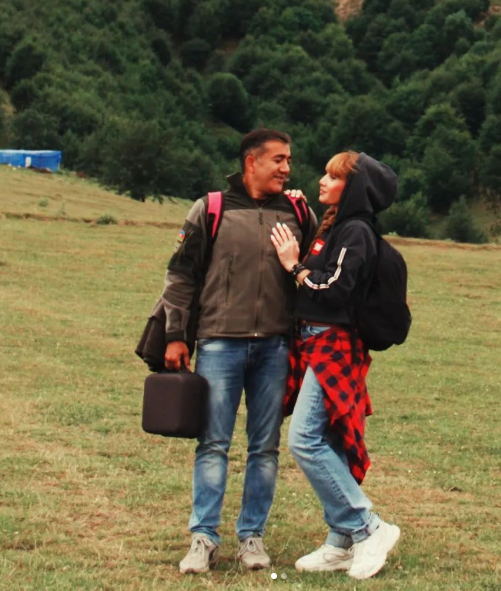 Məşhur aktyor Ramil Babayevin HƏYAT YOLDAŞI görün kim imiş - FOTOLAR