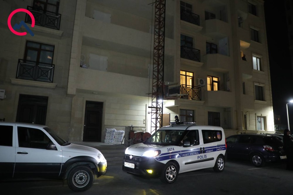 Elmira ilə qızının nəşi mənzildən çıxarıldı- Fotolar+Video