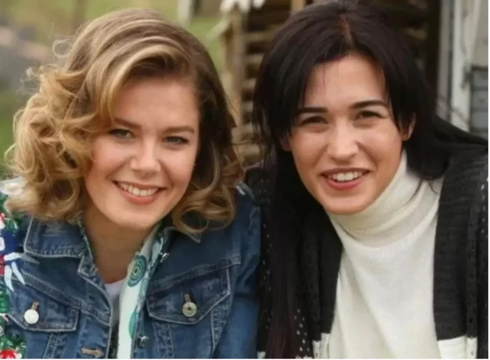 Məşhur aktrisanın köhnə halının görüntüləri sosial medianı silkələdi- Foto