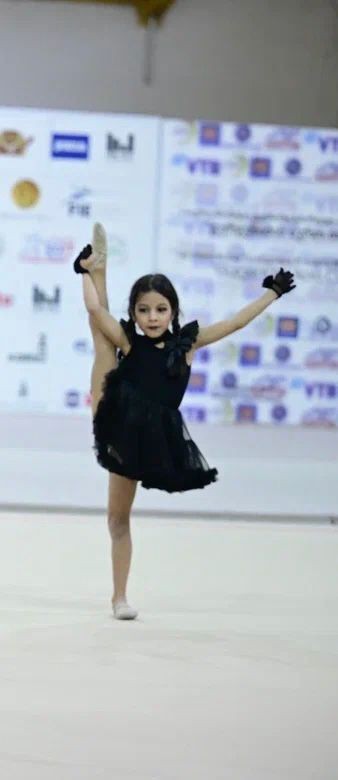 7 yaşlı Kübra Gürcüstandan iki medalla qayıtdı -Qızıl və gümüş (FOTOLAR)