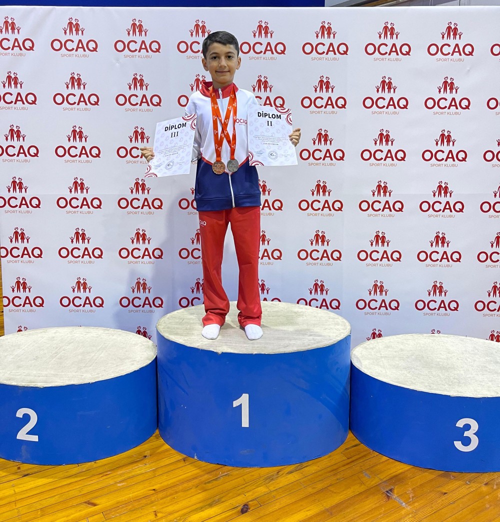 Azərbaycan çempionatının qalibi 9 yaşlı gimnast Murad Həsənlinin yeni uğurları- FOTOLAR
