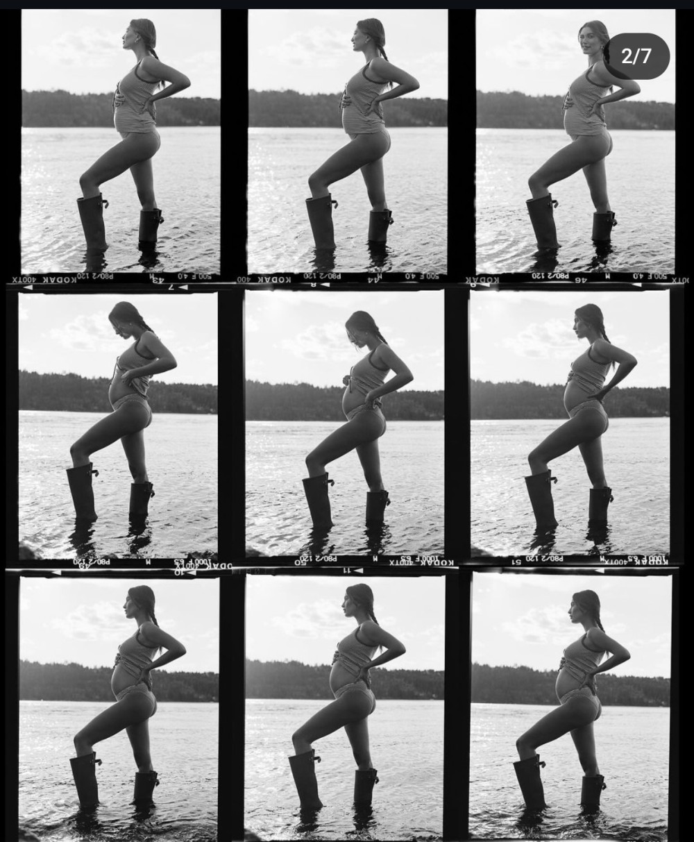 Hamiləlik dövründə şalvarsız çəkdirdiyifotoları paylaşdı