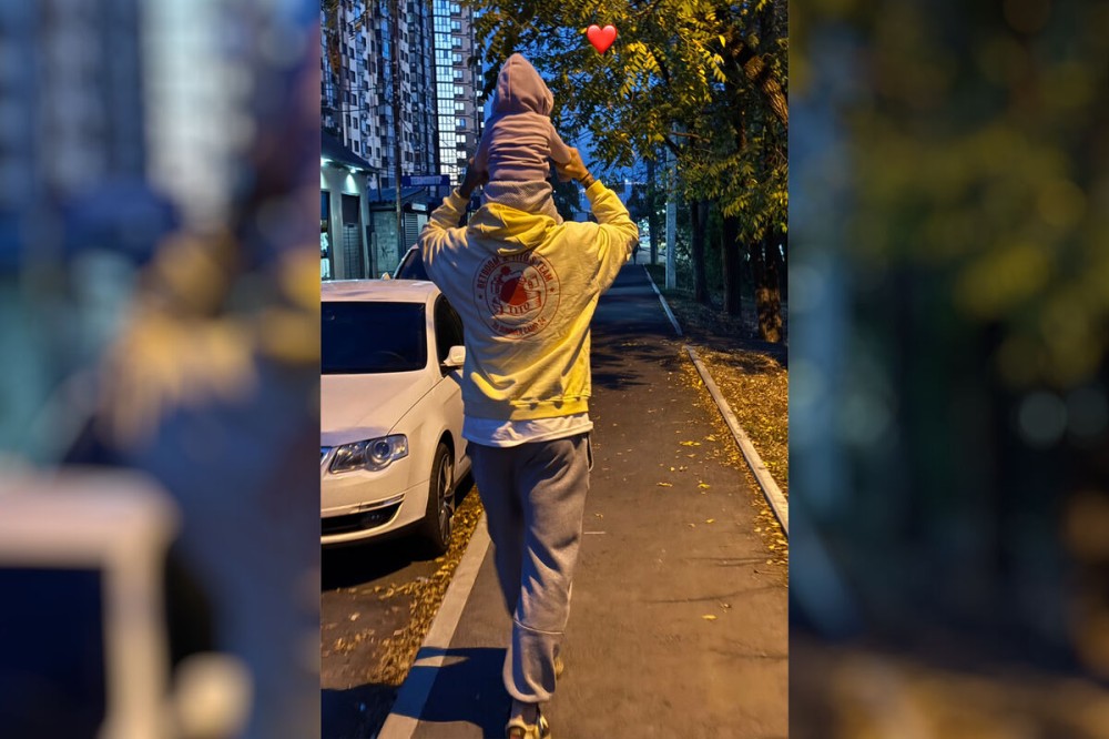 Həyat yoldaşı futbolçunun qızı olan nadir fotosunu paylaşdı