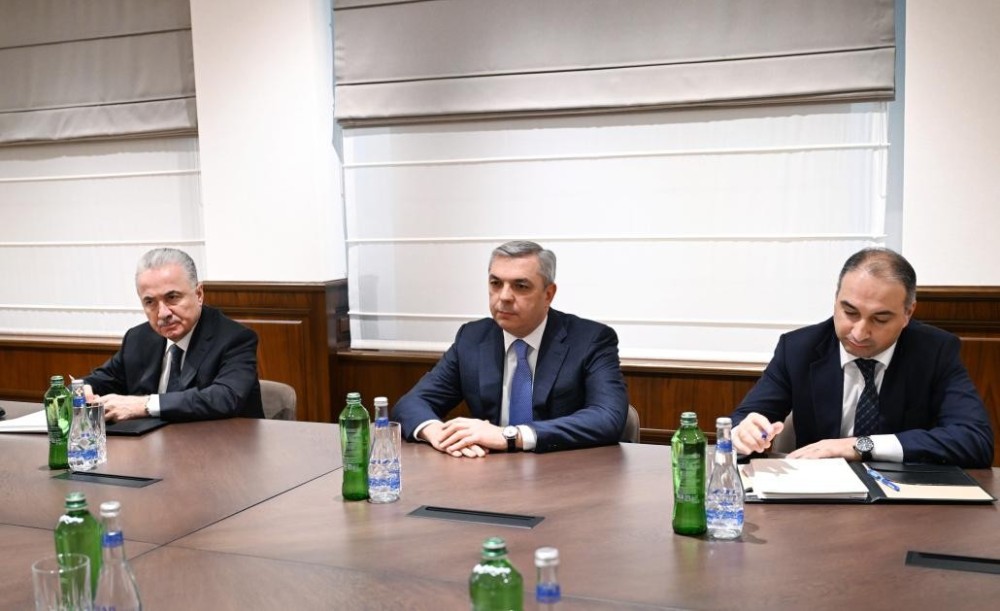 Samir Nuriyev Tokionun qubernatoru ilə müzakirə apardı -FOTO