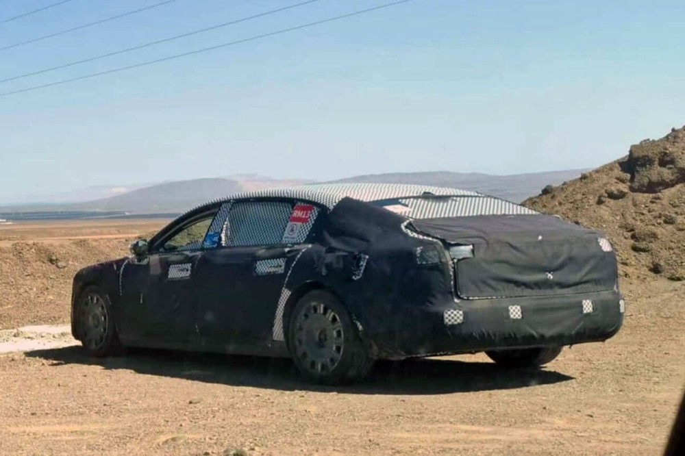 Çin  "Rolls-Royce" və "Maybach" üçün rəqib hazırlayıb