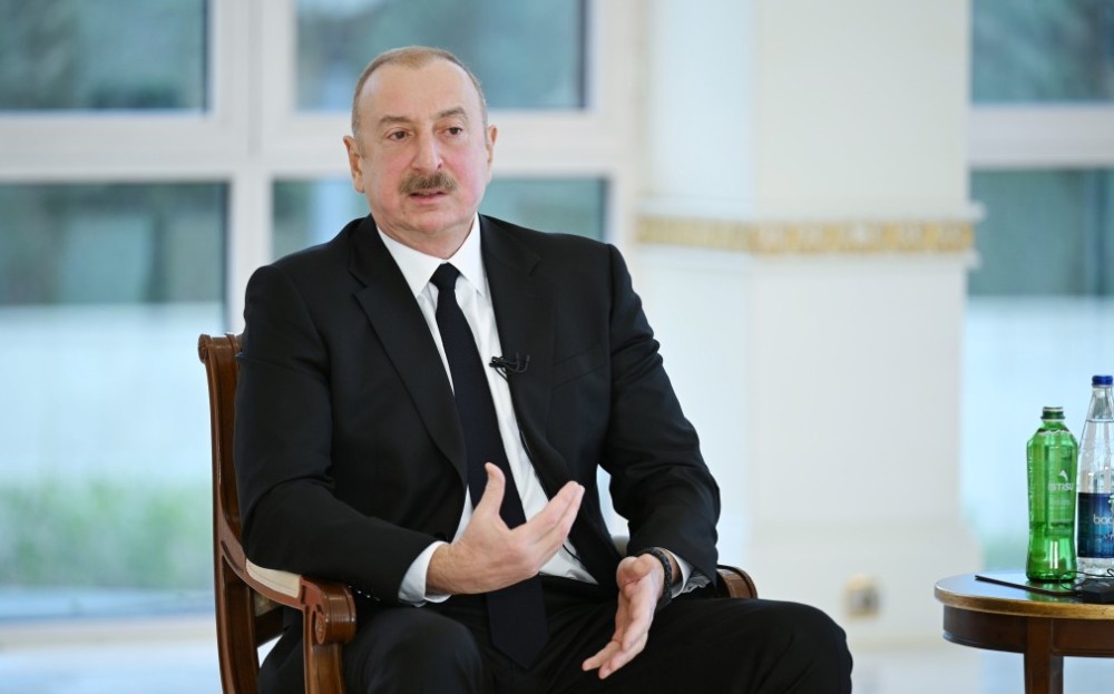 İlham Əliyev yerli televiziya kanallarına müsahibə verdi -FOTOLAR/VİDEO (YENİLƏNİB)