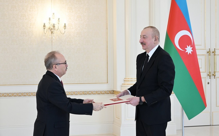 Prezident Türkiyənin yeni səfirinin etimadnaməsiniqəbul etdi - YENİLƏNDİ