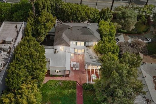 Al Paçinonun Beverli Hillsdəki evi 16 milyon dollara satılır