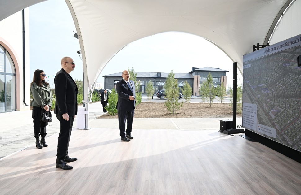 Prezident və xanımı Sarıcalı kəndinin açılışında iştirak ediblər -YENİLƏNİB (FOTOLAR+VİDEO)