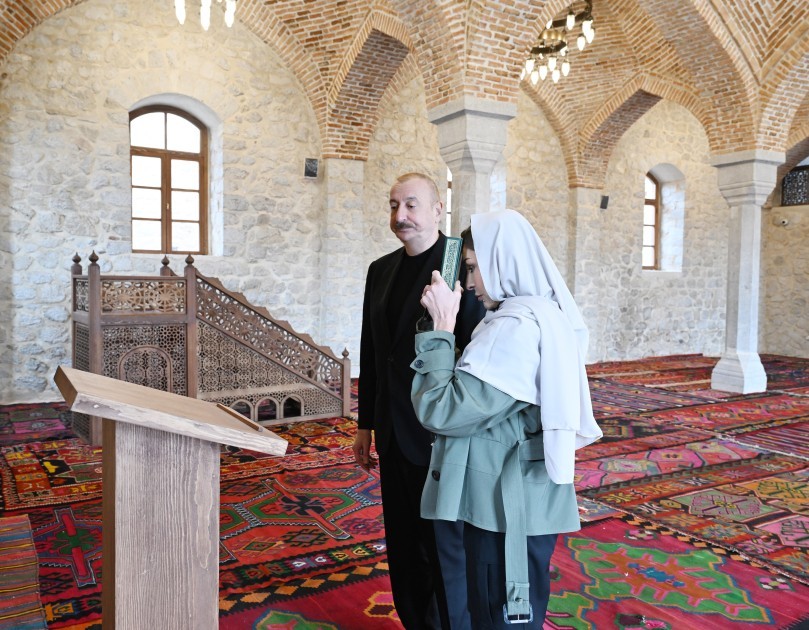 Prezident və birinci xanım Şuşada bir sıra açılışlarda iştirak ediblər - YENİLƏNİB (FOTOLAR)