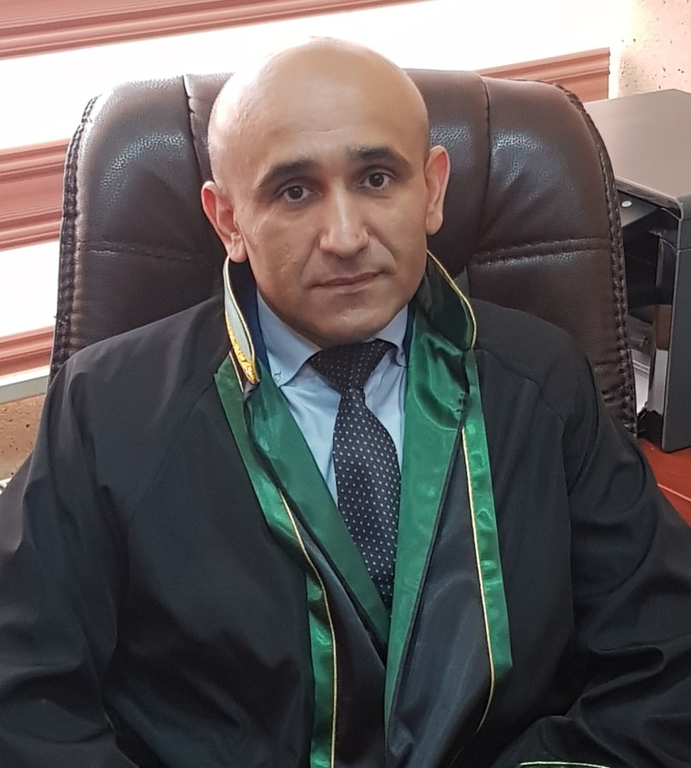 Dünən bulvarda ölən şəxs vəkil imiş -FOTO