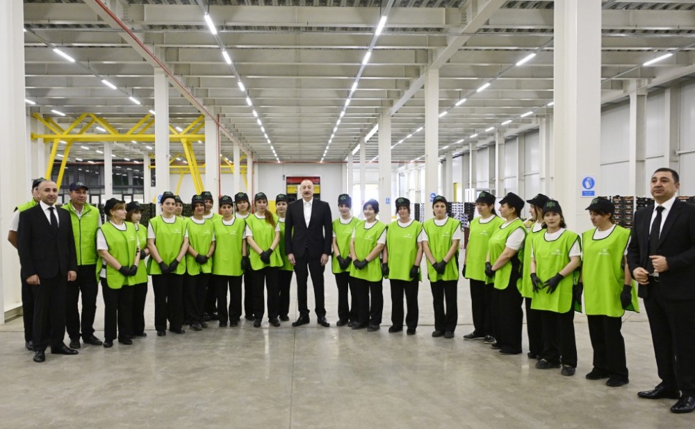 İlham Əliyev Qusarda kompleksin fəaliyyəti ilə tanış oldu- FOTOLAR