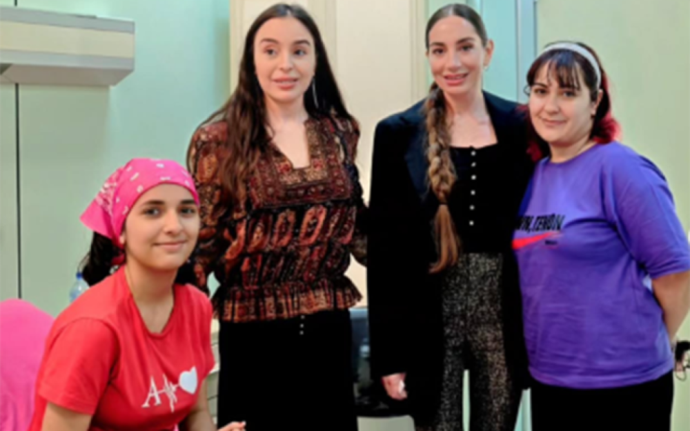 Leyla və Arzu Əliyevalar Onkologiya Mərkəzində -FOTOLAR